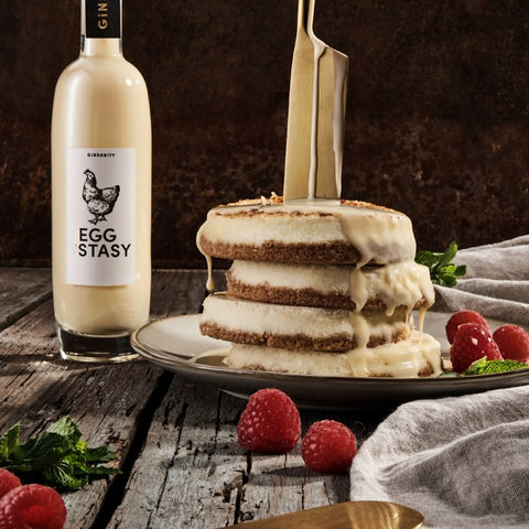 GiNSAN!TY - EggStasy Caramel Gin mit Pancakes