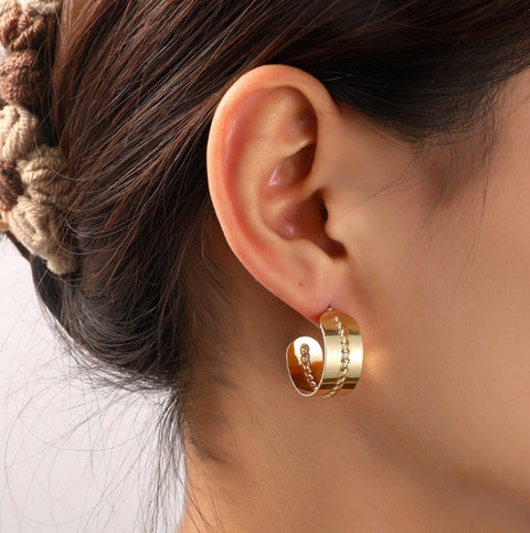 Flat Hoop Ohrringe – Eleganz in 14 Karat Gold