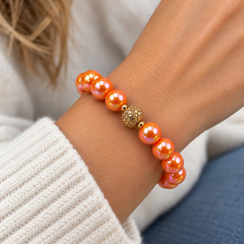 Perlenarmband in Orange mit Goldakzent – PEARLS®, Strahlend, modern & ausdrucksstark - WALDDESIGNERIN® 