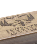 Fliegendose aus Walnussholz – Gravur Sauerland / Wenholthausen