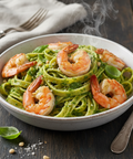 Frische Bandnudeln mit Bärlauchpesto und Gambas im Sauerland