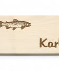 Personalisierbares Frühstücksbrettchen mit Gravur – Forelle und Wunschname