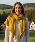 Musselinschal / Dreieckstuch XXL - Curry – Handgefertigt im Sauerland